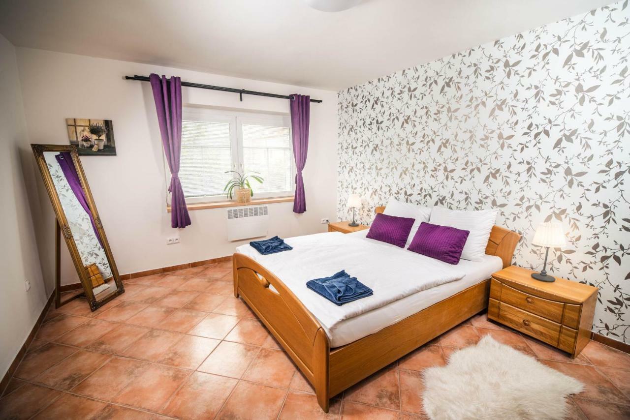 Apartmany U Orecha Bořetice Exterior foto